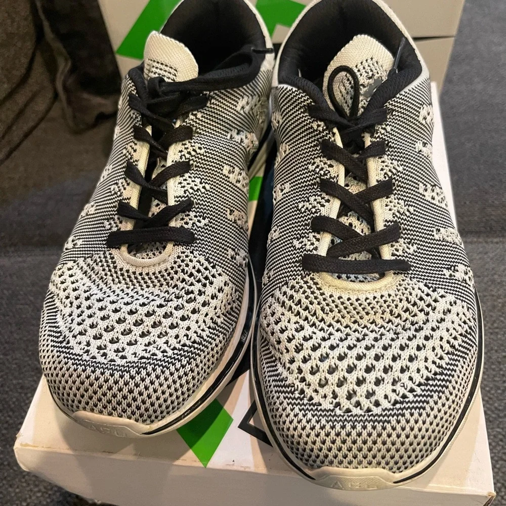 Black and white women’s APL sneakers - Picture 1 of 6